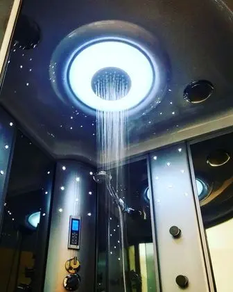 Deluxe Süit, Sıcak Su Havuzu