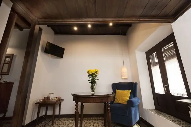 Stüdyo, Bahçe Manzaralı