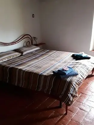 Family Oda, Birden Çok Yatak, Avlu Manzaralı