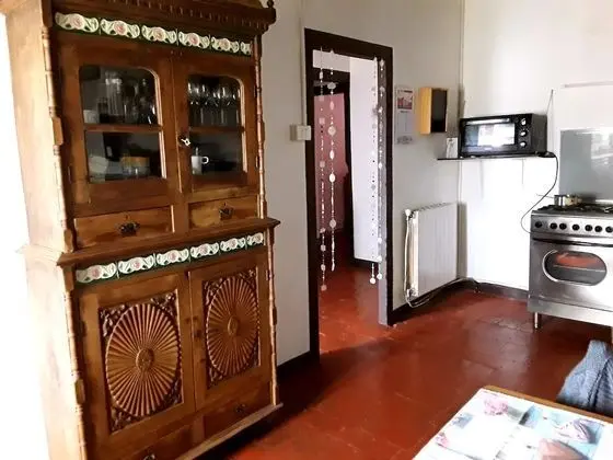 Family Oda, Birden Çok Yatak, Avlu Manzaralı