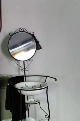 Standard Oda, 1 Büyük (Queen) Boy Yatak, Bahçe Manzaralı