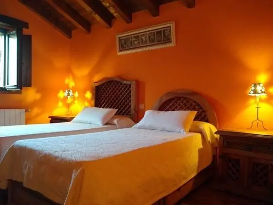 Tek Büyük veya İki Ayrı Yataklı Oda