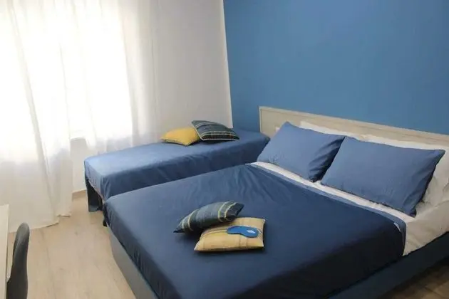 Üç Kişilik Oda
