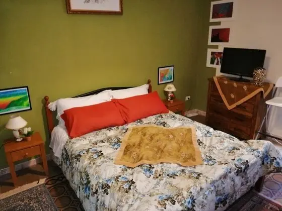 Deluxe Tek Büyük Yataklı Oda, Ortak Banyo, Şehir Manzaralı