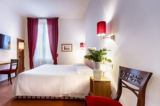 Tek Büyük veya İki Ayrı Yataklı Oda