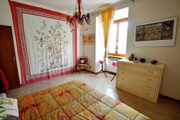 Tek Büyük Yataklı Oda (Rosa Peonia)