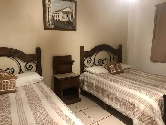 Üç Kişilik Oda