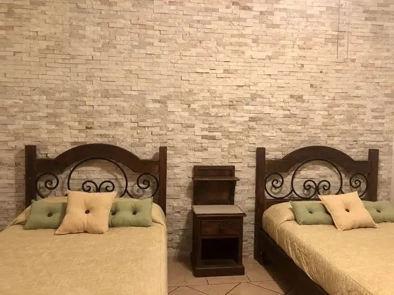Üç Kişilik Oda