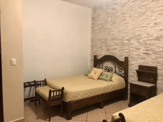 Üç Kişilik Oda