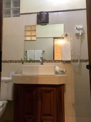 Üç Kişilik Oda