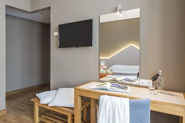 Tek Büyük veya İki Ayrı Yataklı Oda