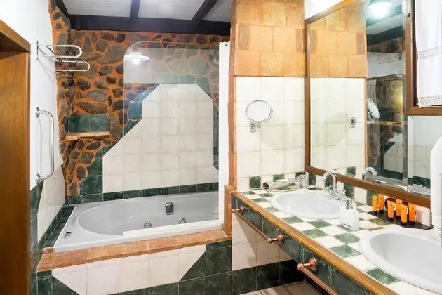 Superior Tek Büyük Yataklı Oda (Rústica)