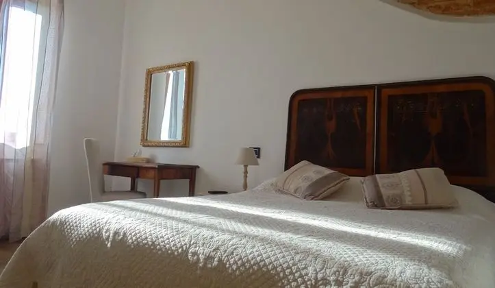 Deluxe Tek Büyük Yataklı Oda, Banyolu/Duşlu