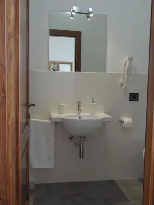 Deluxe Tek Büyük Yataklı Oda, Banyolu/Duşlu