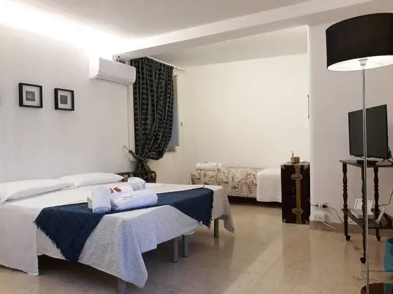 Üç Kişilik Oda (Gli amici di Pott)