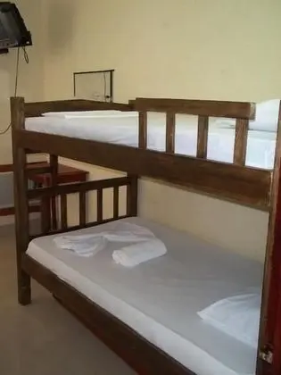 Üç Kişilik Oda