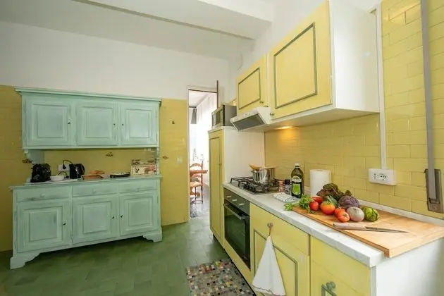 Apart Daire, 2 Yatak Odası, Balkon, Göl Manzaralı