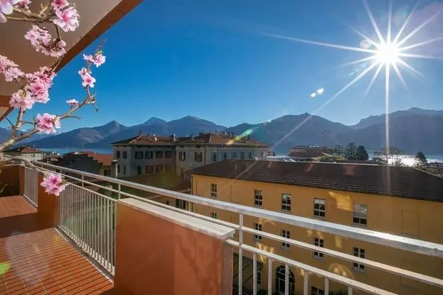 Apart Daire, 2 Yatak Odası, Balkon, Göl Manzaralı