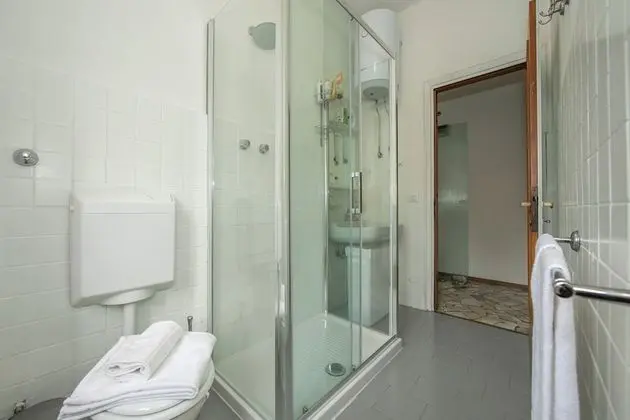 Apart Daire, 2 Yatak Odası, Balkon, Göl Manzaralı