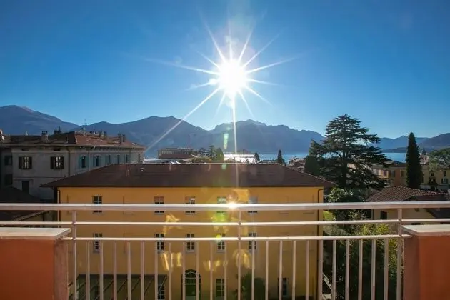 Apart Daire, 2 Yatak Odası, Balkon, Göl Manzaralı