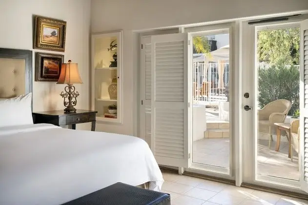 Deluxe Oda, 1 En Büyük (King) Boy Yatak (Deluxe Poolside Room - 1 King Bed)