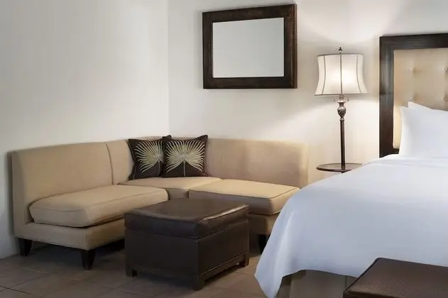 Deluxe Oda, 1 En Büyük (King) Boy Yatak (Deluxe Poolside Room - 1 King Bed)