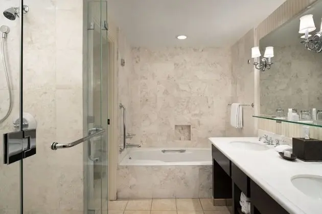 Deluxe Oda, 1 En Büyük (King) Boy Yatak (Deluxe Poolside Room - 1 King Bed)