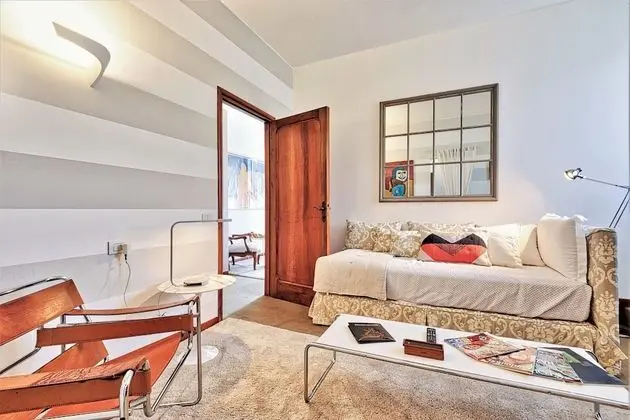 Süit, Bağlantılı Odalar (4)