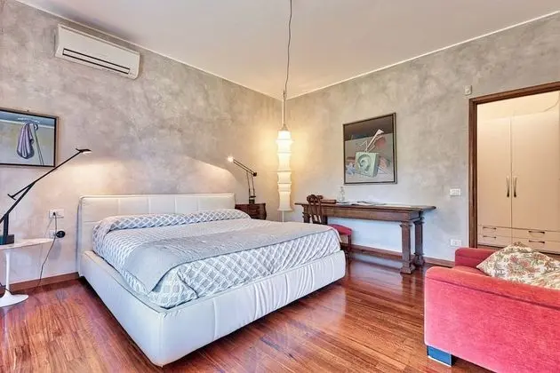 Tek Büyük Yataklı Oda (1)