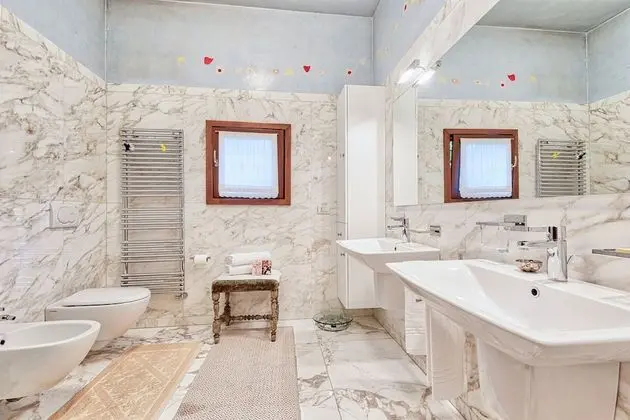 Tek Büyük Yataklı Oda (1)