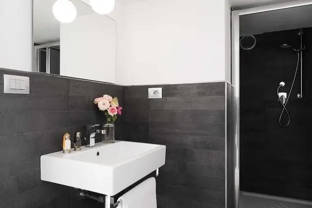 Tek Büyük Yataklı Oda, Özel Banyo, Avlu Manzaralı