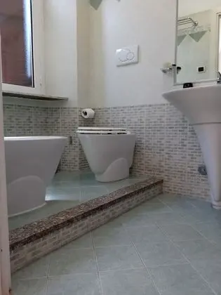 Üç Kişilik Oda