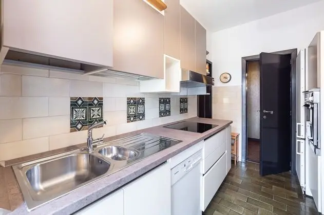 Design Tek Büyük Yataklı Oda, Özel Banyo (External)