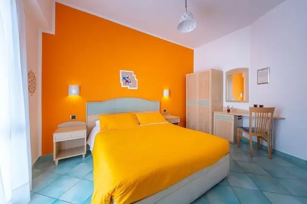 Tek Büyük Yataklı Oda, Balkon