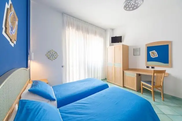 Tek Büyük Yataklı Oda, Balkon
