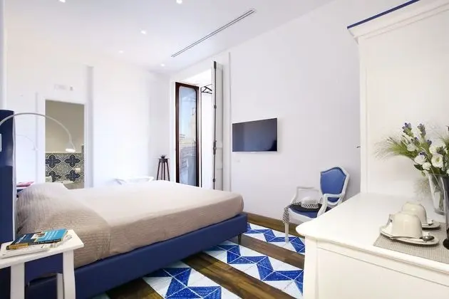 Standard double room (2)