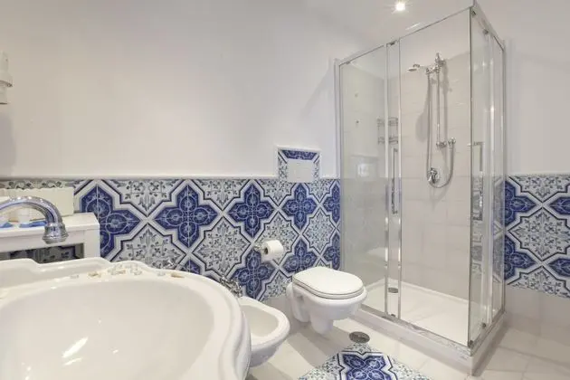 Standard double room (2)
