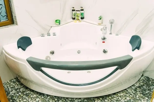 Deluxe Bungalov, Bahçe Manzaralı