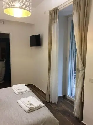 Classic Tek Büyük Yataklı Oda