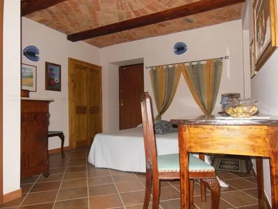 Tek Büyük Yataklı Oda