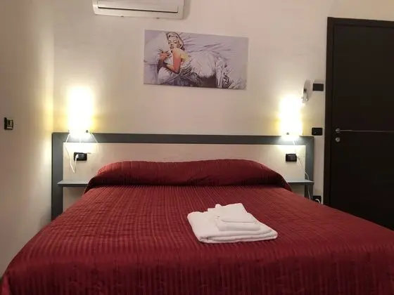 Tek Büyük Yataklı Oda, Bahçe Manzaralı