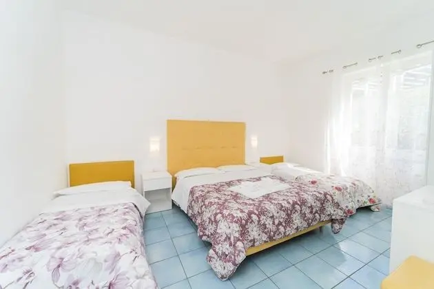Standard Dört Kişilik Oda