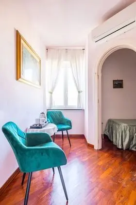 Grand Tek Büyük Yataklı Oda