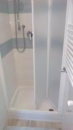 Tek Büyük Yataklı Oda, Banyolu/Duşlu