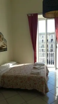 Dört Kişilik Oda, Ortak Banyo