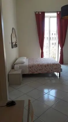 Dört Kişilik Oda, Ortak Banyo