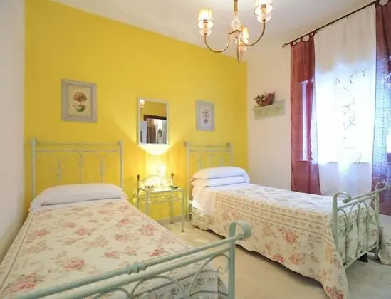 Tek Büyük veya İki Ayrı Yataklı Oda