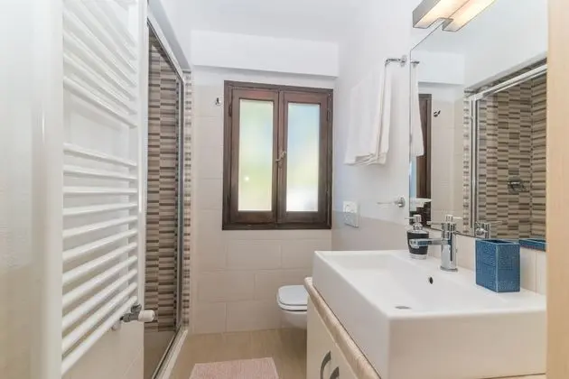 Standard Ev, Birden Çok Yatak, 2 Banyolu, Bahçeli (La Casa Di Farina With Pool)