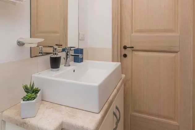 Standard Ev, Birden Çok Yatak, 2 Banyolu, Bahçeli (La Casa Di Farina With Pool)