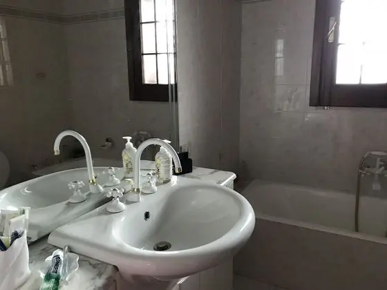 Basic Tek Büyük veya İki Ayrı Yataklı Oda, 1 Yatak Odası